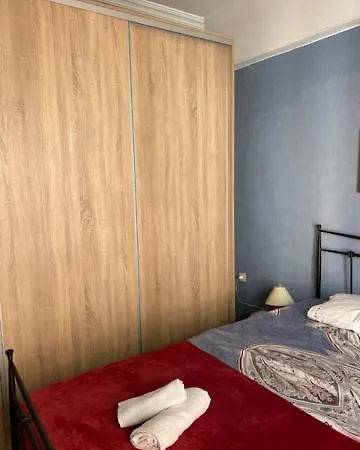 το σπίτι της παρασκευής *